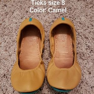 Tieks Camel Size 8